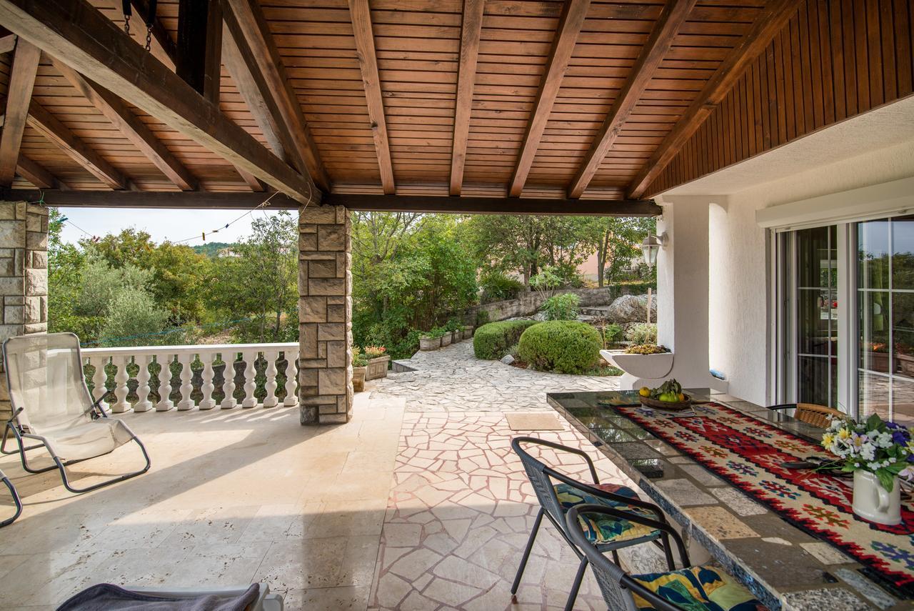 Villa Lucy Krk Town Exterior foto